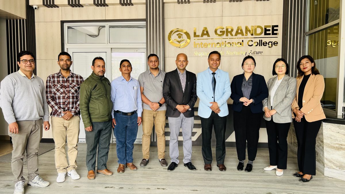 Grandee Interaction between delegates of NUAA, China and LGIC | LA Grandee ...